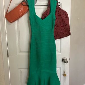 The most amazing dress!! Worn once to and got SO many compliments. 👗